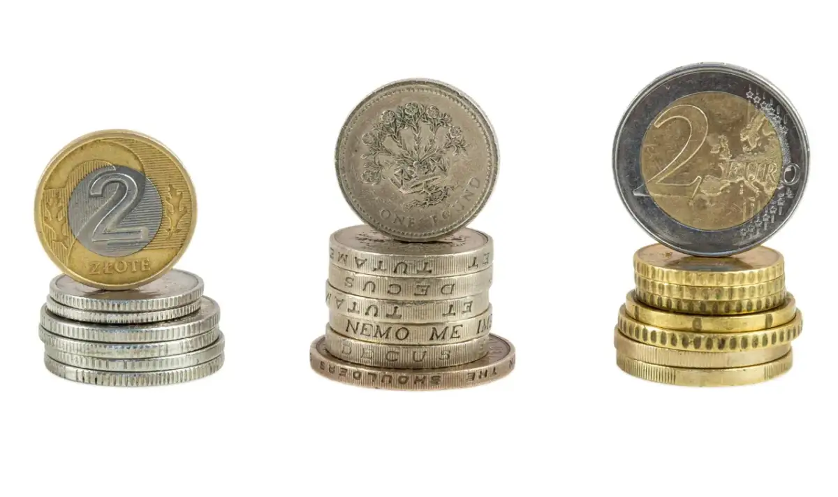 Kto udziela pożyczek z komornikiem? Sprawdź, jak uniknąć długów