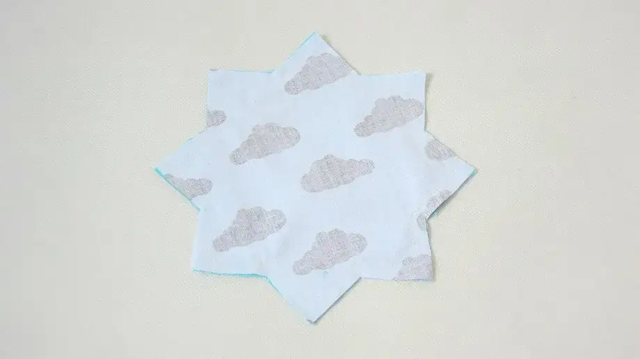 Jak uszyć matę edukacyjną: proste kroki i niezbędne materiały