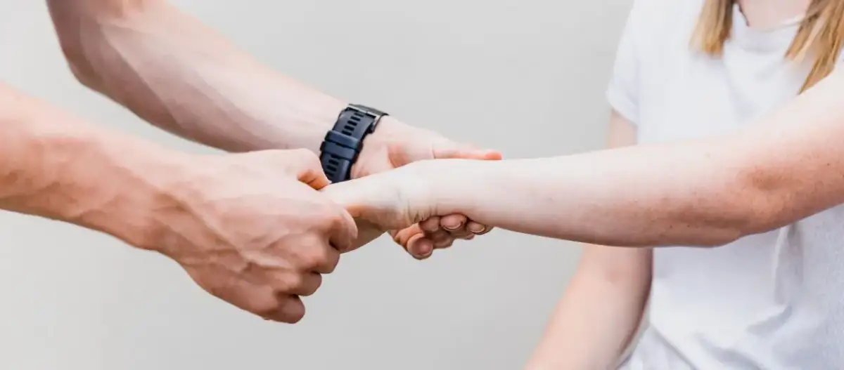 Czym zajmuje się fizjoterapia i jak może poprawić Twoje życie?