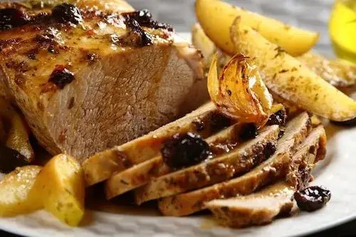 Mistrzowska szynka wieprzowa na obiad: Przepisy na soczyste dania