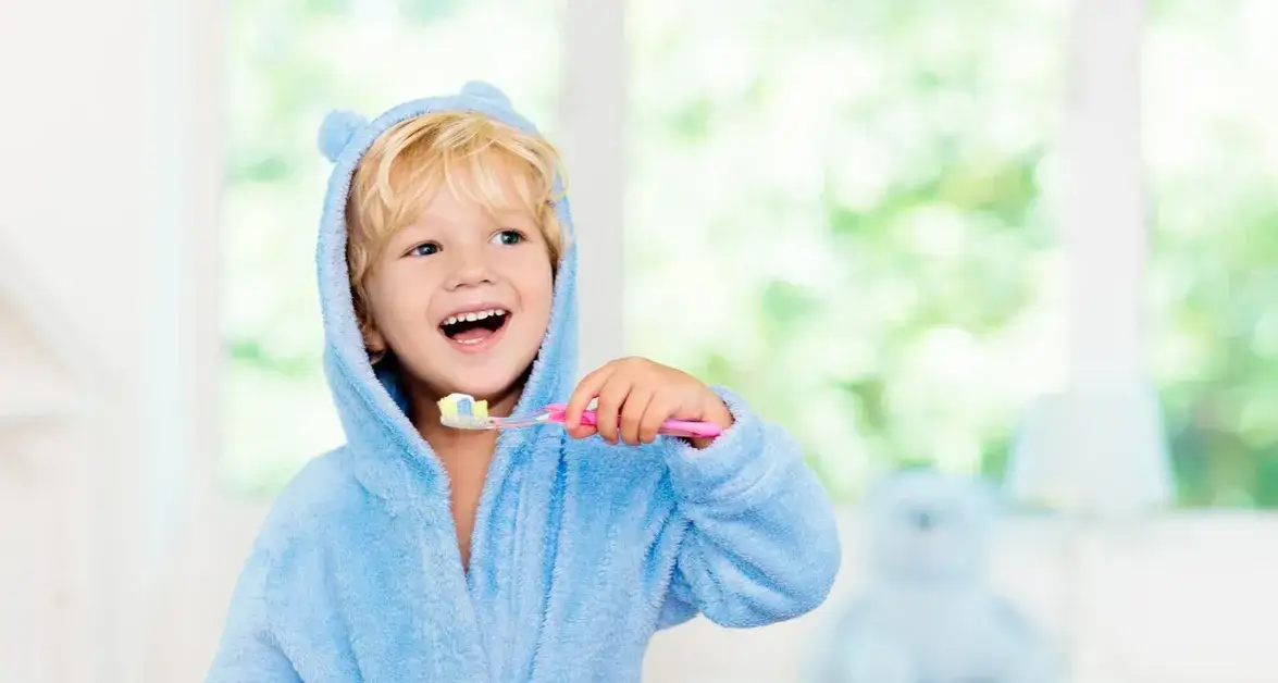 Napletek u dziecka: bezpieczne zasady higieny, które musisz znać