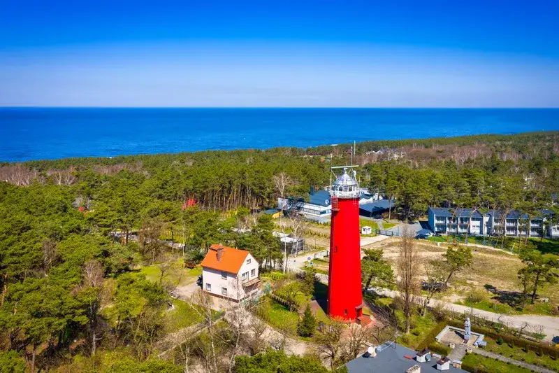 Krynica Morska: Atrakcje na każdą pogodę. Planuj idealny urlop!