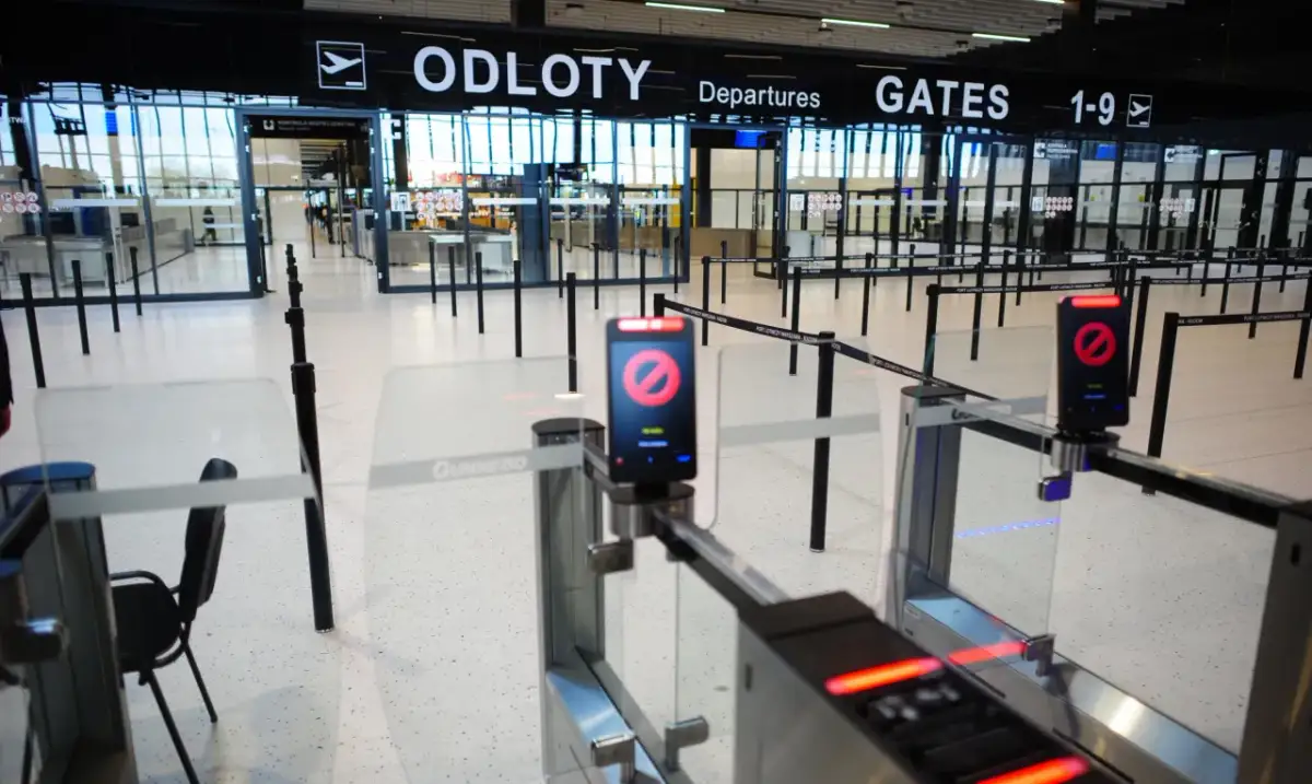 Lotnisko Radom kiedy rusza? Odkryj datę rozpoczęcia lotów!