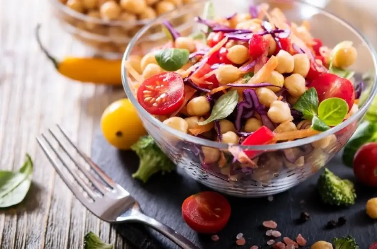 Co zamiast mięsa na obiad? Sycące przepisy, które zaskoczą smakami