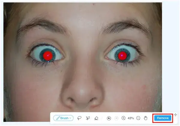 Jak zrobić czerwone oczy na zdjęciu i zaskoczyć znajomych