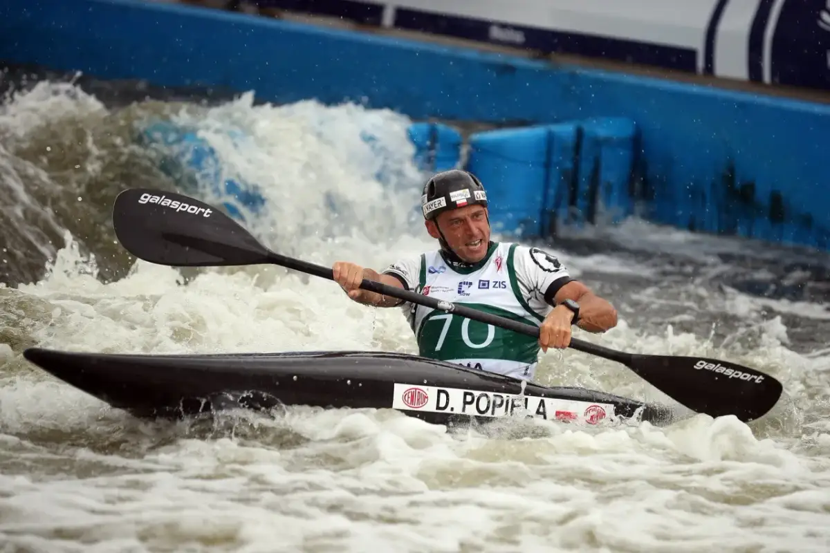 Kajakarstwo górskie: Zawody, konkurencje i jak zacząć w Polsce