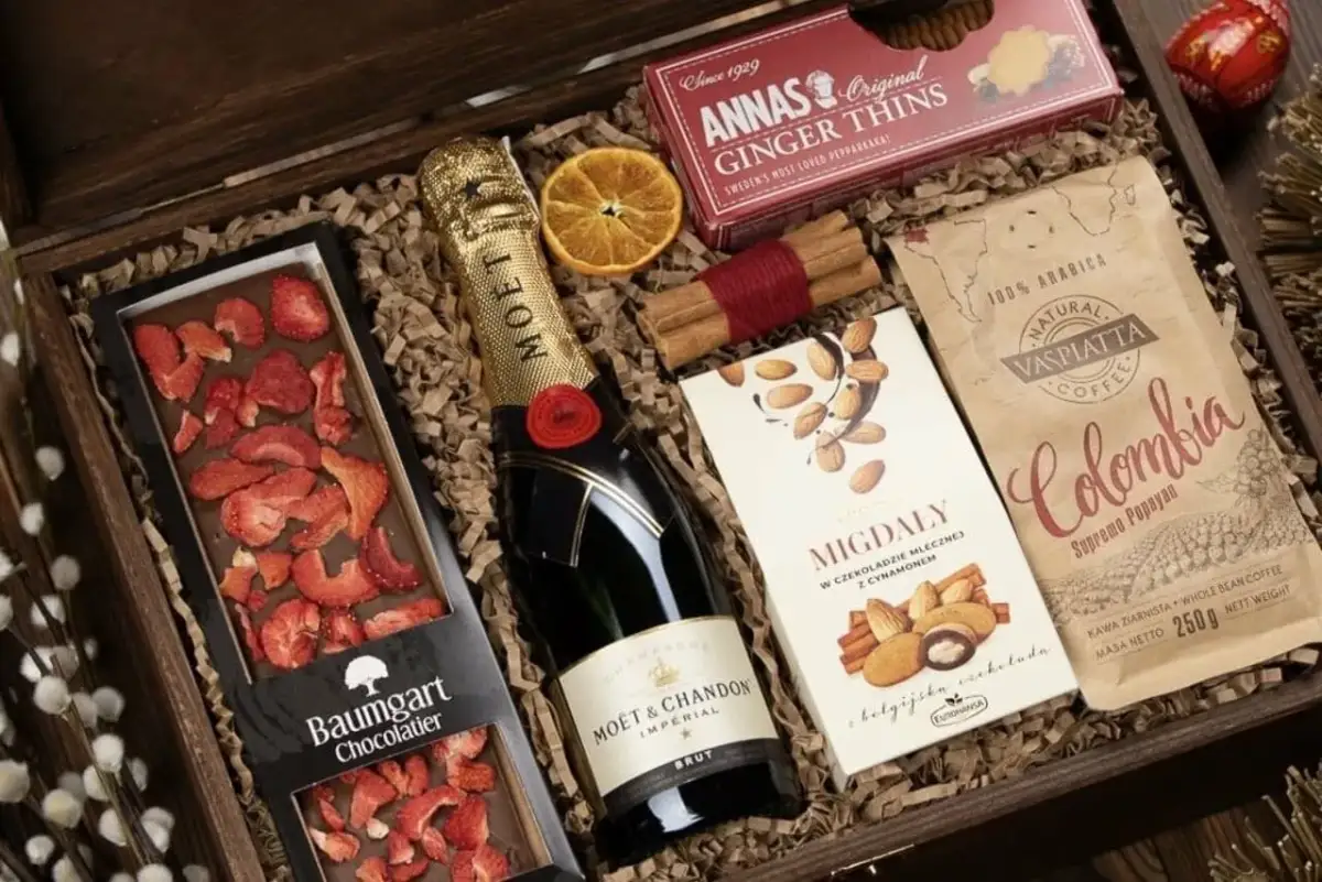 Najlepsze prezenty na 50 rocznicę ślubu rodziców - sprawdzone pomysły