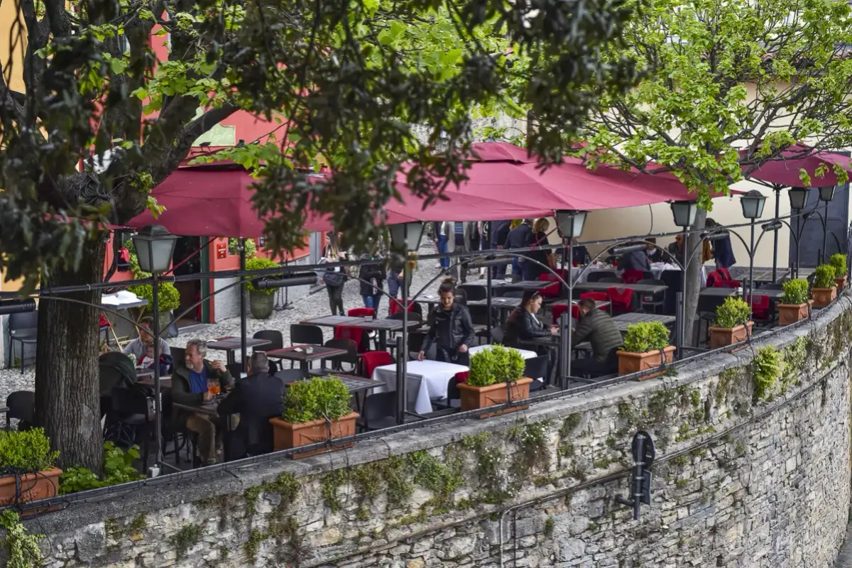 Gdzie zjeść w Bergamo? Odkryj najlepsze restauracje i smaki