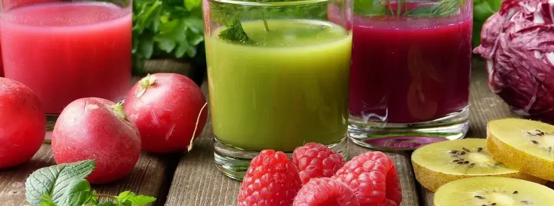 Przepisy na zdrowe koktajle z blendera, które poprawią Twoje samopoczucie