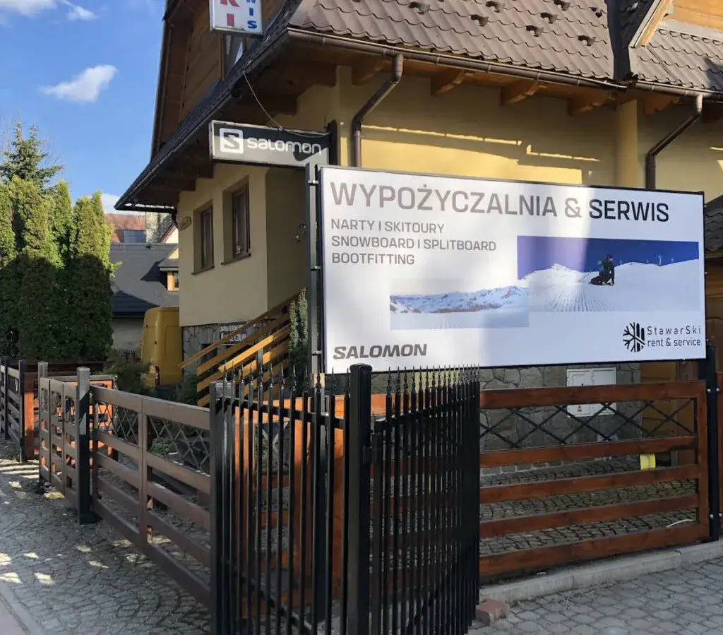 Ile kosztuje wypożyczenie snowboardu w Zakopanem? Ceny, które zaskakują