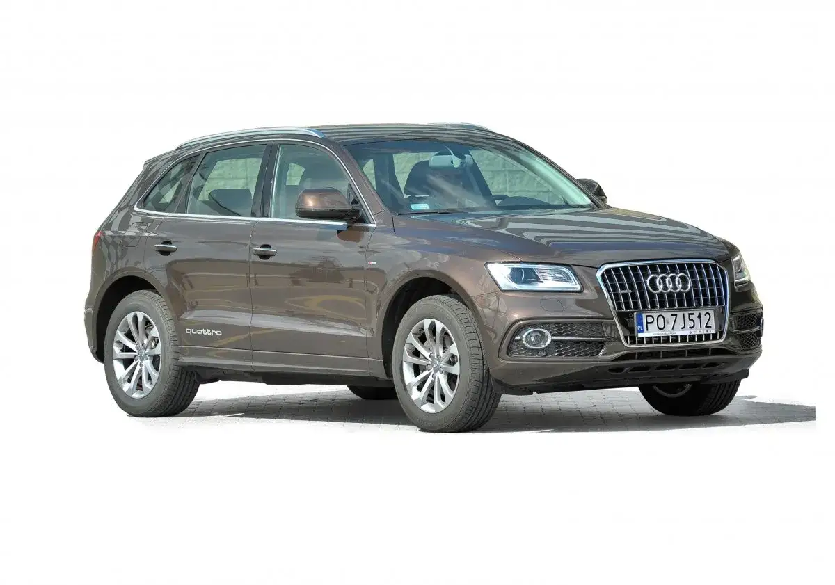 Audi Q5 jaki silnik benzynowy wybrać? Porównanie, zalety i wady