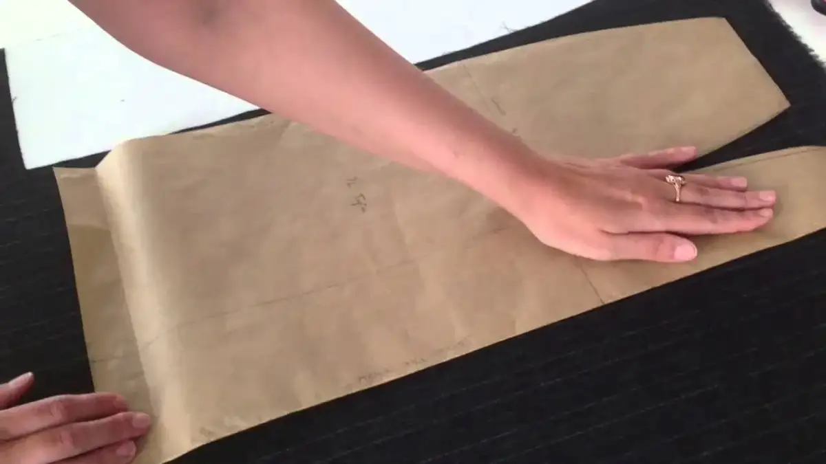 Jak uszyć spódnicę ołówkową: proste kroki, które musisz znać