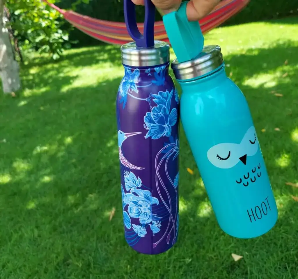 Najlepsze pojemniki na koktajle do pracy - uniknij wycieków i problemów