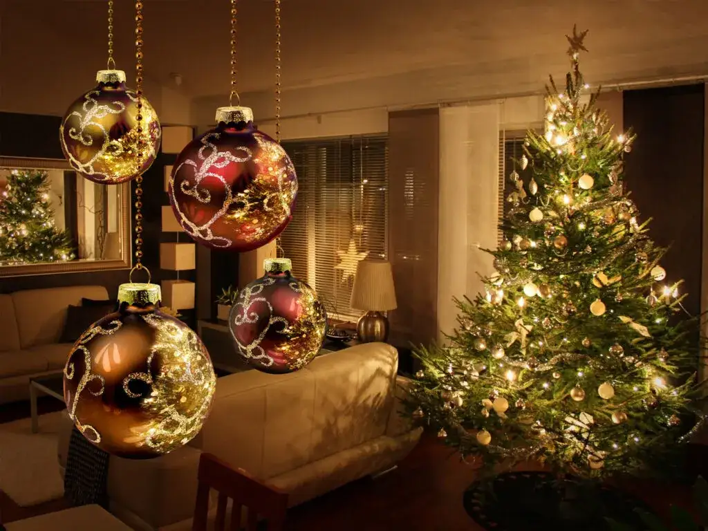 Jak ubrać choinkę: proste kroki do idealnej dekoracji świątecznej