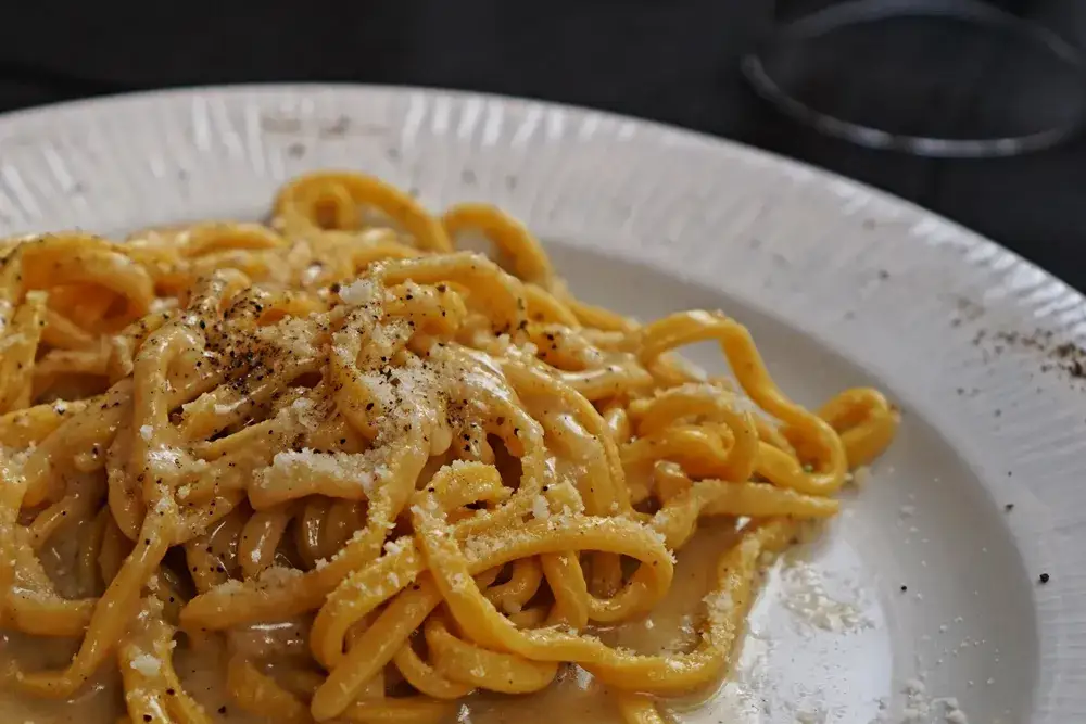 Gdzie zjeść w Rzymie tanio i smacznie – najlepsze miejsca na jedzenie