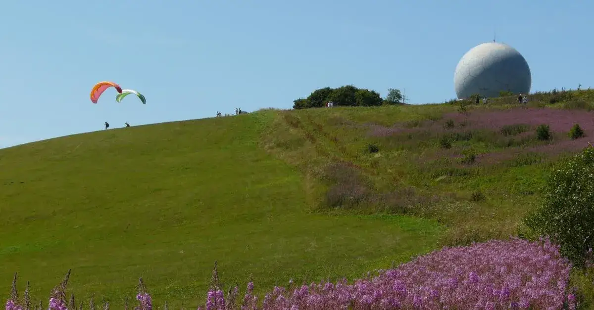 Wasserkuppe: Hessens höchster Berg Ihr Guide für Abenteuer & Ausflug