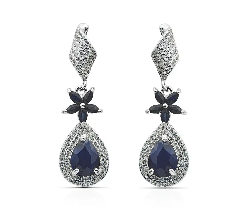 Jakie kolczyki na studniówkę wybrać, aby zachwycić wszystkich?