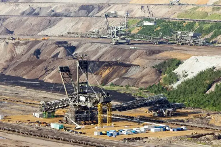 Kopalnia Węgla Brunatnego Adamów – Lokalizacja i kluczowe dane