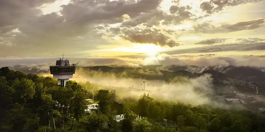 Kasprowy Wierch atrakcje: odkryj niesamowite widoki i szlaki górskie