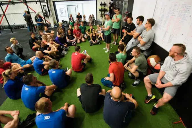 Gdzie znaleźć najlepsze kluby CrossFit w Krakowie i uniknąć rozczarowania