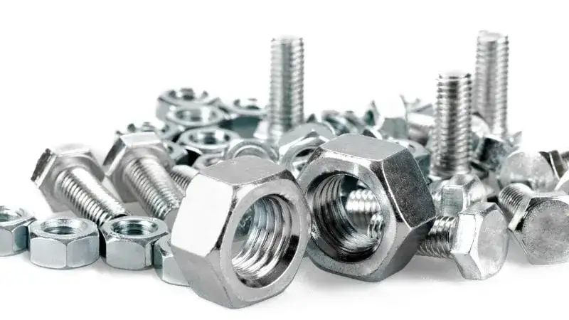 Czym się różni wkręt od śruby? Kluczowe różnice, które musisz znać