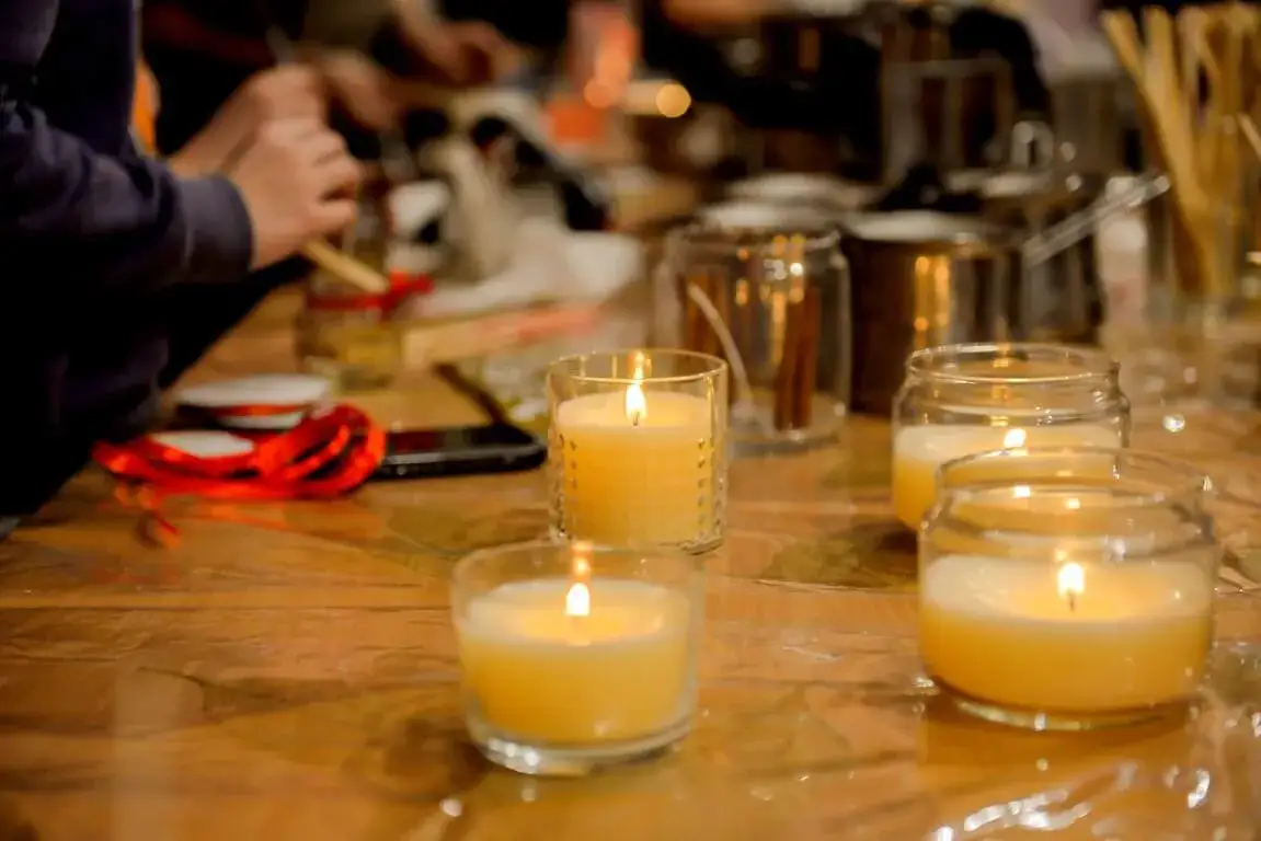 Gdzie kupić knot do świeczki? Sprawdź najlepsze miejsca i oferty