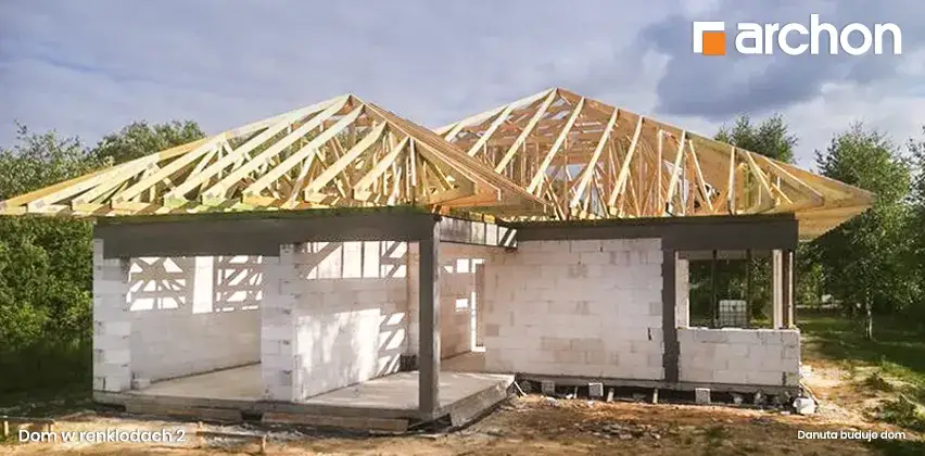 Jakie krokwie pod dachówkę wybrać, aby uniknąć problemów z dachem?