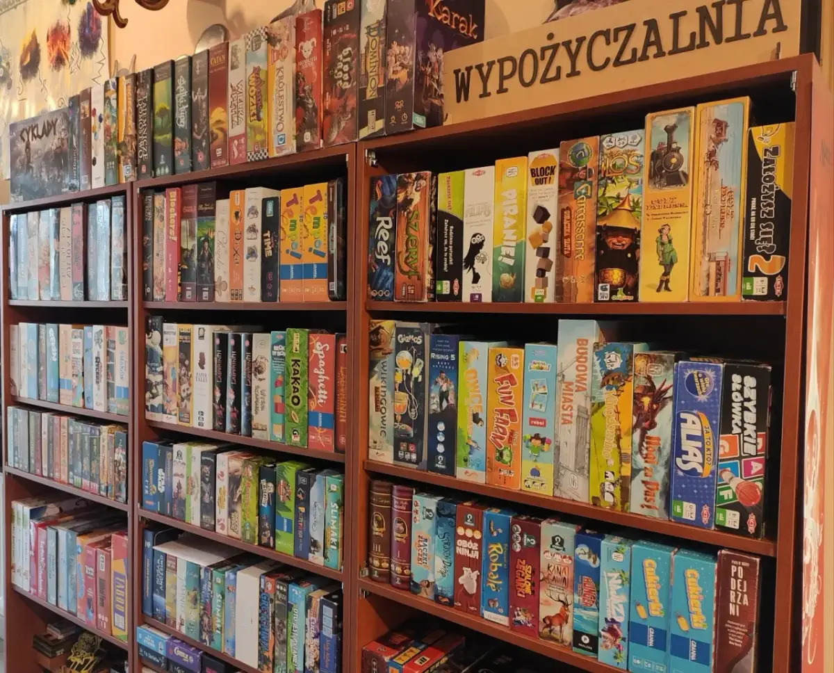 Wypożyczalnia gier planszowych Warszawa: Gdzie, za ile i na jakich zasadach?