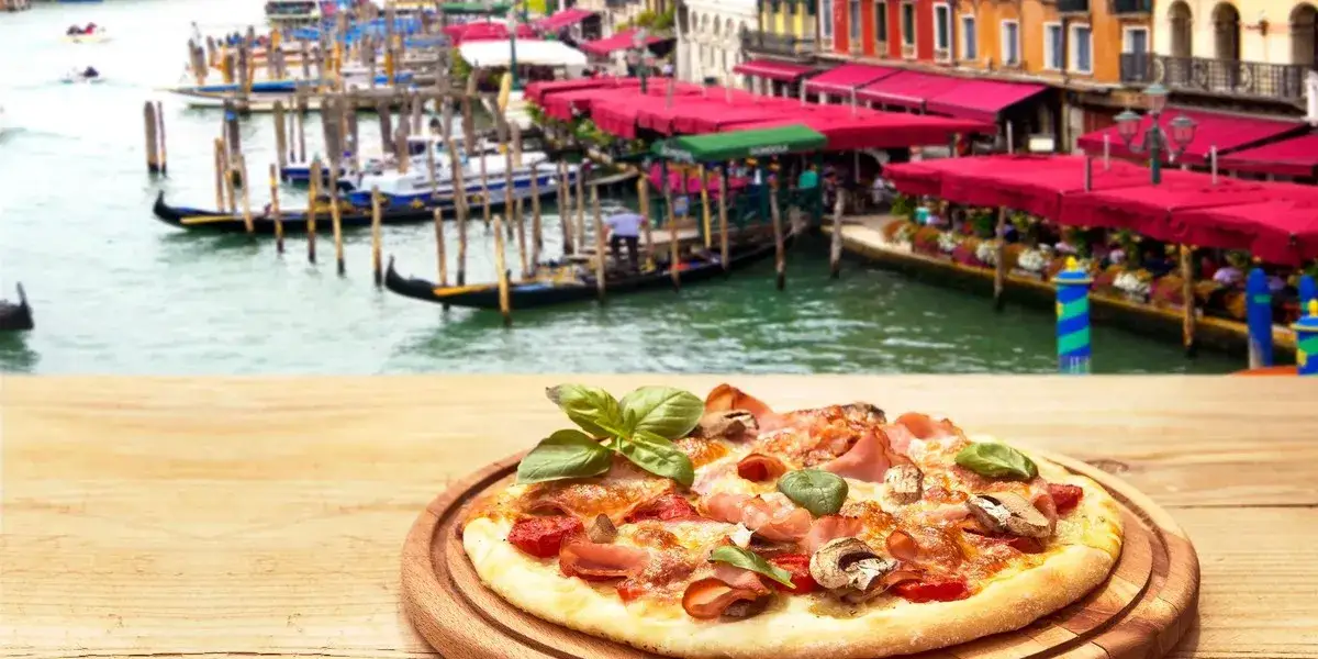 Ceny pizzy we Włoszech: Ile zapłacisz i jak znaleźć najlepszą?