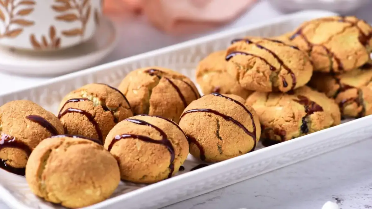 Sekret idealnych ciastek z mąki kokosowej: Nigdy się nie kruszą!