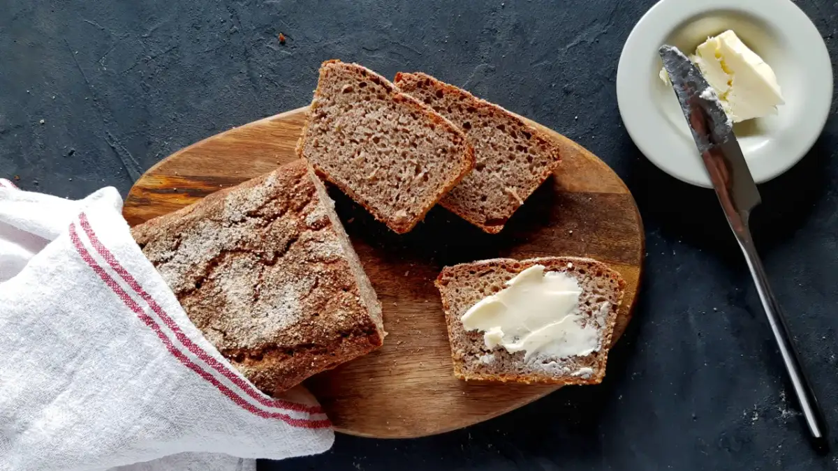 Kwaśny chleb na zakwasie? Soda oczyszczona to ratunek!