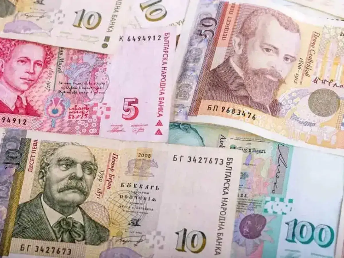 Jaka waluta jest w Bułgarii? Poznaj lew i jego historię oraz kursy