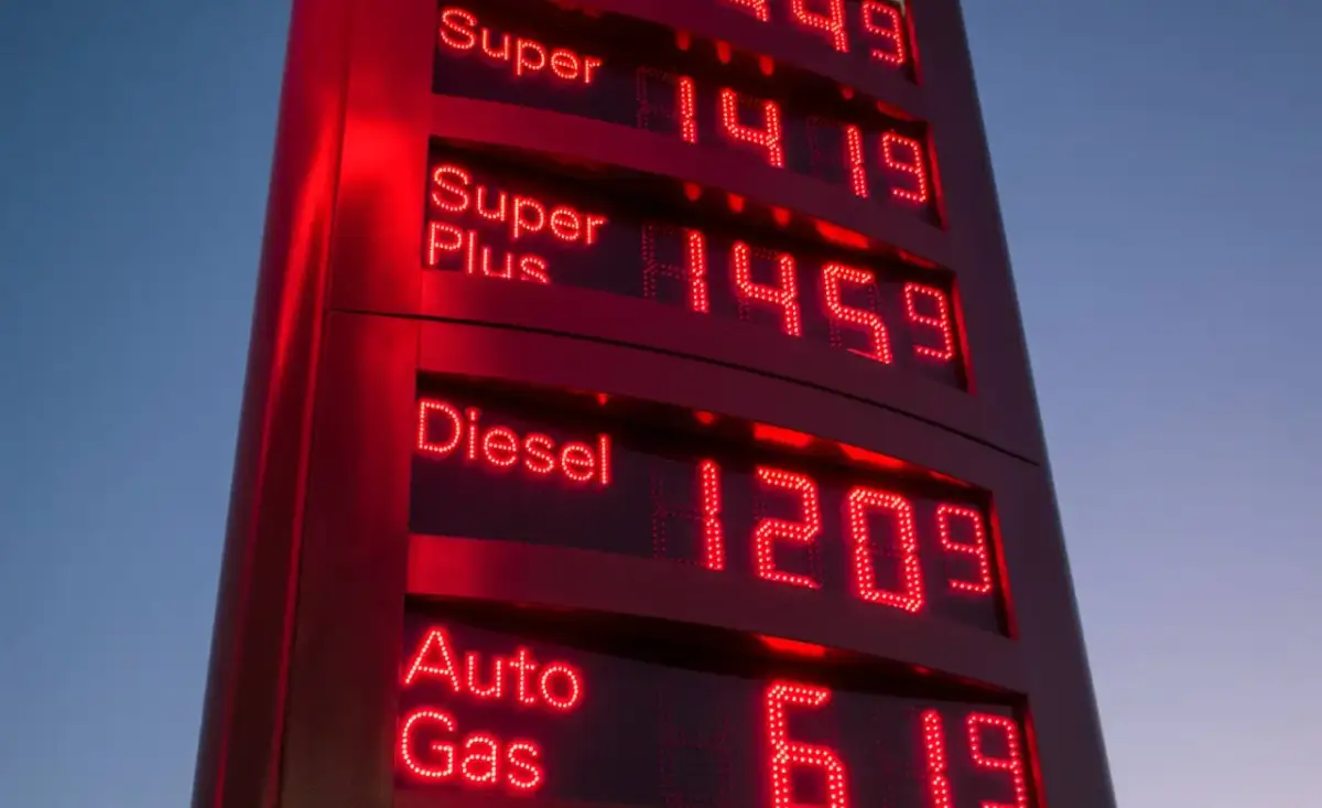 Precio diésel portugal vs españa: ¿por qué es más barato en Portugal?