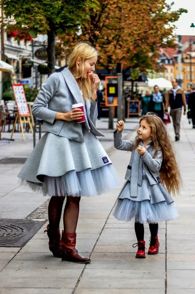 Takie same ubrania dla dzieci i rodziców – jak stworzyć idealne stylizacje rodzinne