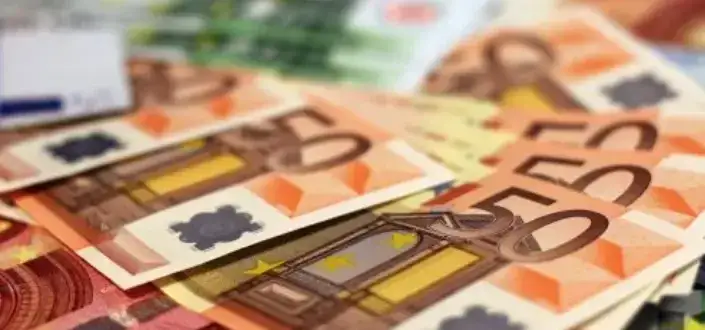 Ile można zarobić w Niemczech na produkcji? Poznaj realia wynagrodzeń