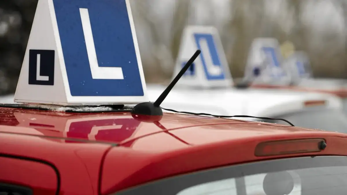 Czy przy wymianie prawa jazdy trzeba robić badania? Kluczowe informacje na ten temat