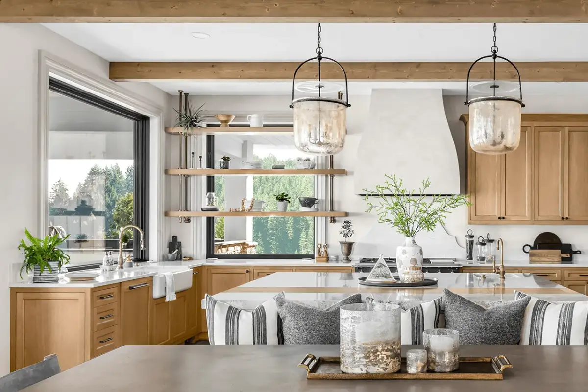 Jak zaaranżować okno w kuchni, aby stało się stylowym elementem wnętrza