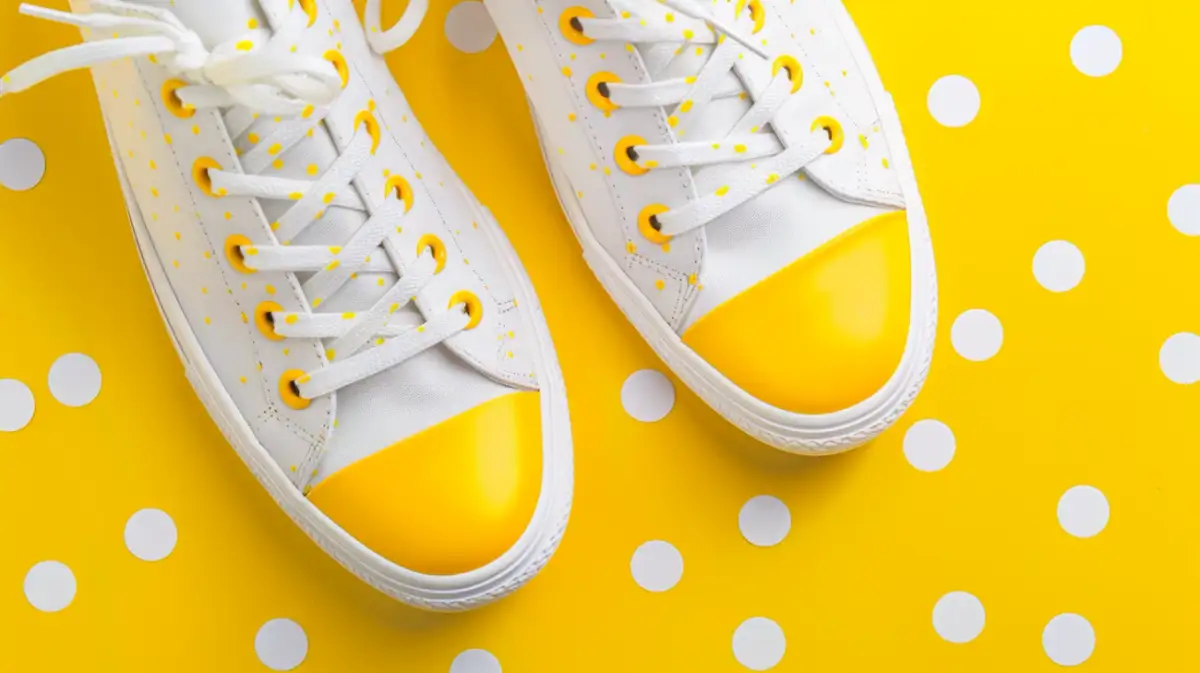 Jak używać żółtych podeszew butów: Praktyczne porady