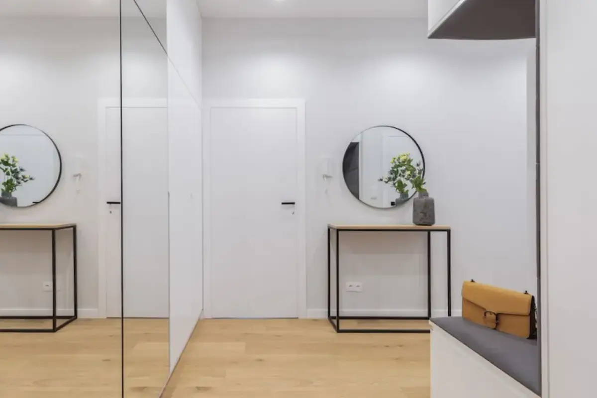 Jak ozdobić lustro w przedpokoju: 10 kreatywnych pomysłów DIY
