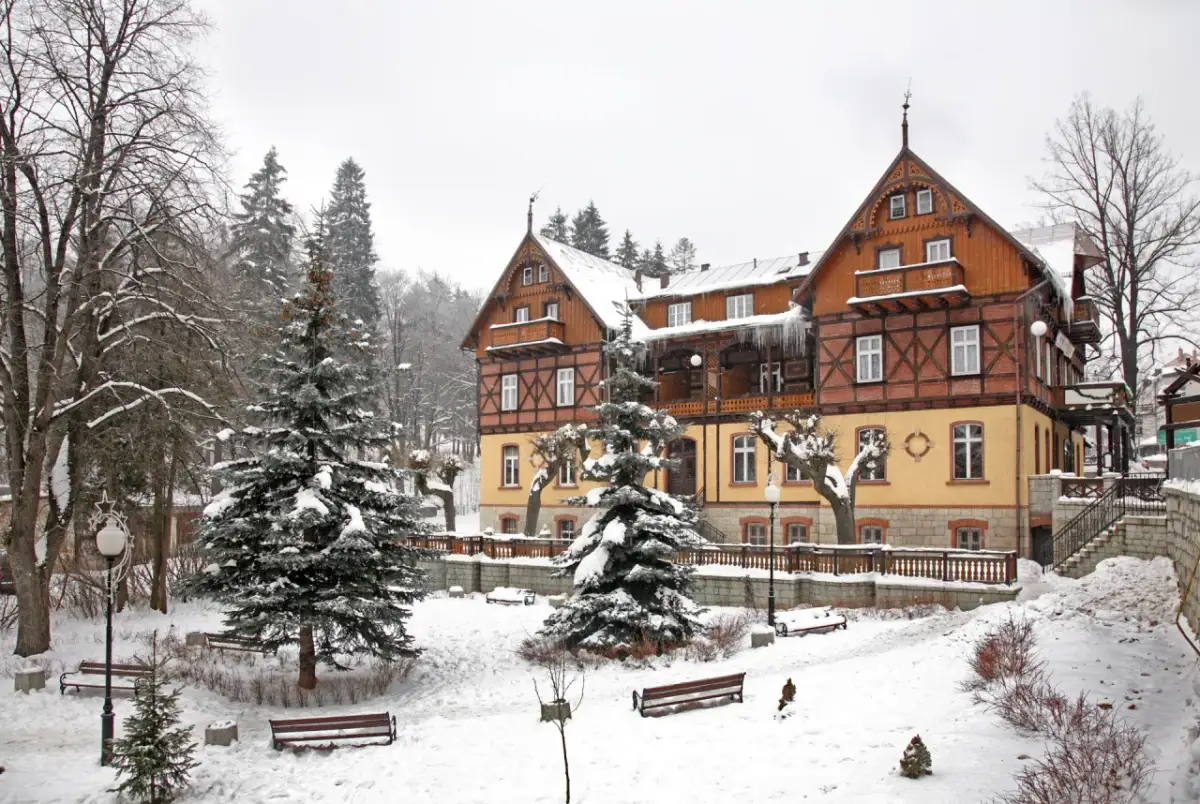 10 najpiękniejszych miejsc w górach, które zachwycą każdego turystę