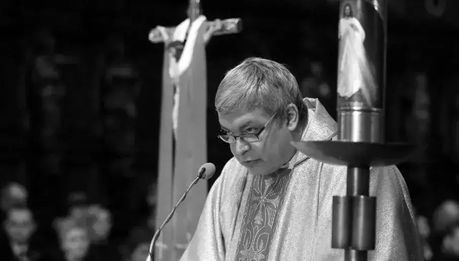 Dlaczego ksiądz zostaje rezydentem? Odkryj zaskakujące powody