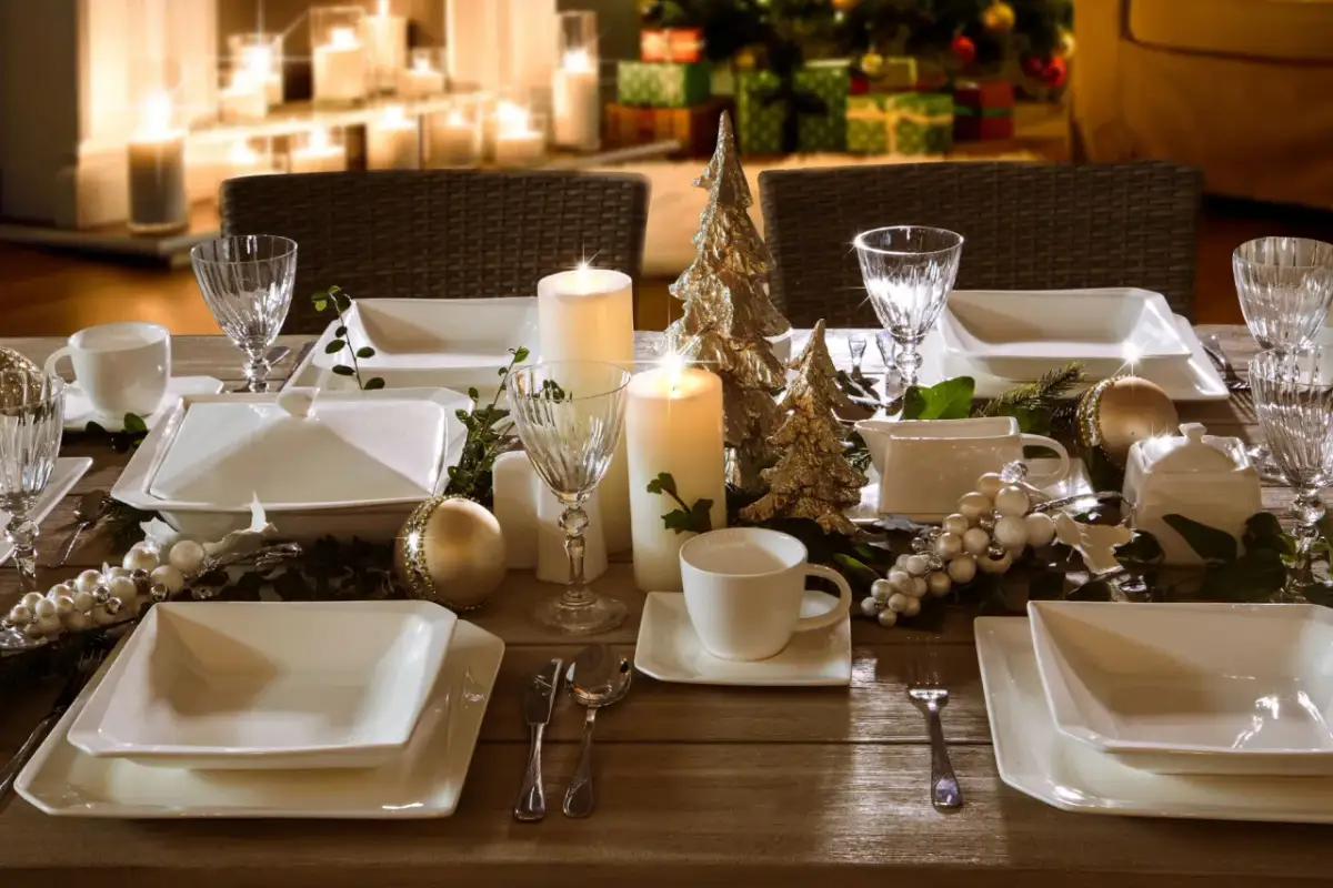 Jak udekorować stół na sylwestra – proste pomysły na magiczną atmosferę