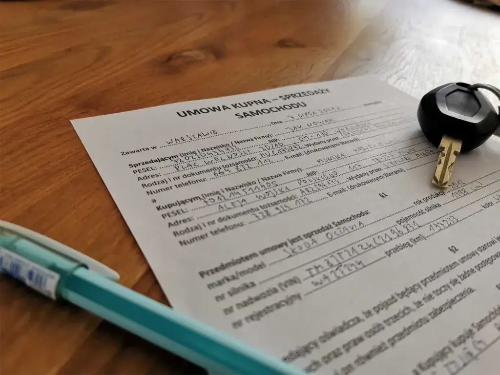 Brak umowy kupna-sprzedaży samochodu? Sprawdź, co teraz zrobić i uniknij problemów