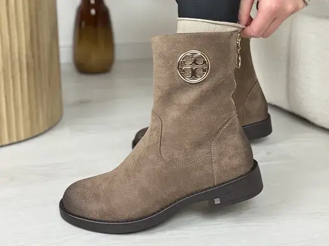 Botki zimowe damskie jako must-have sezonu