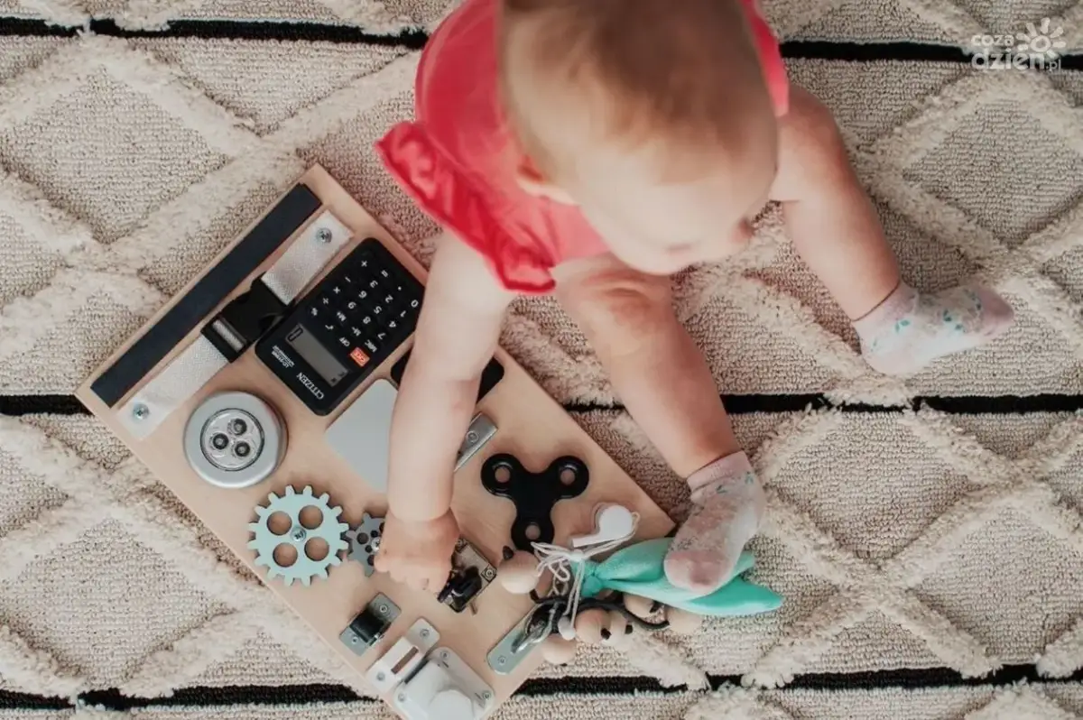 Manipulacyjne zabawki sensoryczne: Magiczny klucz do rozwoju dziecka