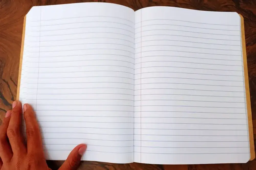 Co można pisać w zeszycie? 10 inspiracji na kreatywne zapiski