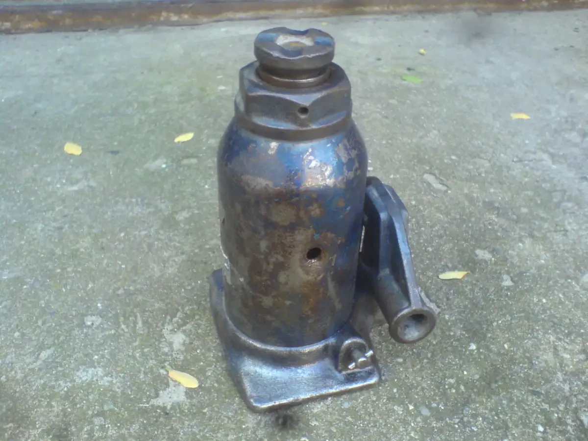 Jak naprawić lewarek hydrauliczny w 5 prostych krokach - poradnik eksperta