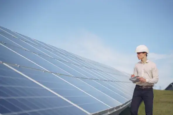 Jak innowacje w energetyce wpływają na zrównoważony rozwój rynków i inwestycji: przegląd trendów