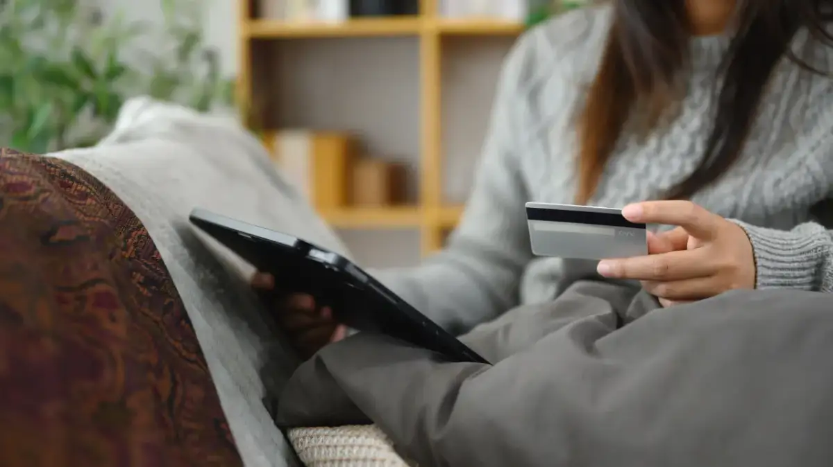 Platforma online — przegląd serwisu, bonusy, metody płatności i opinie użytkowników