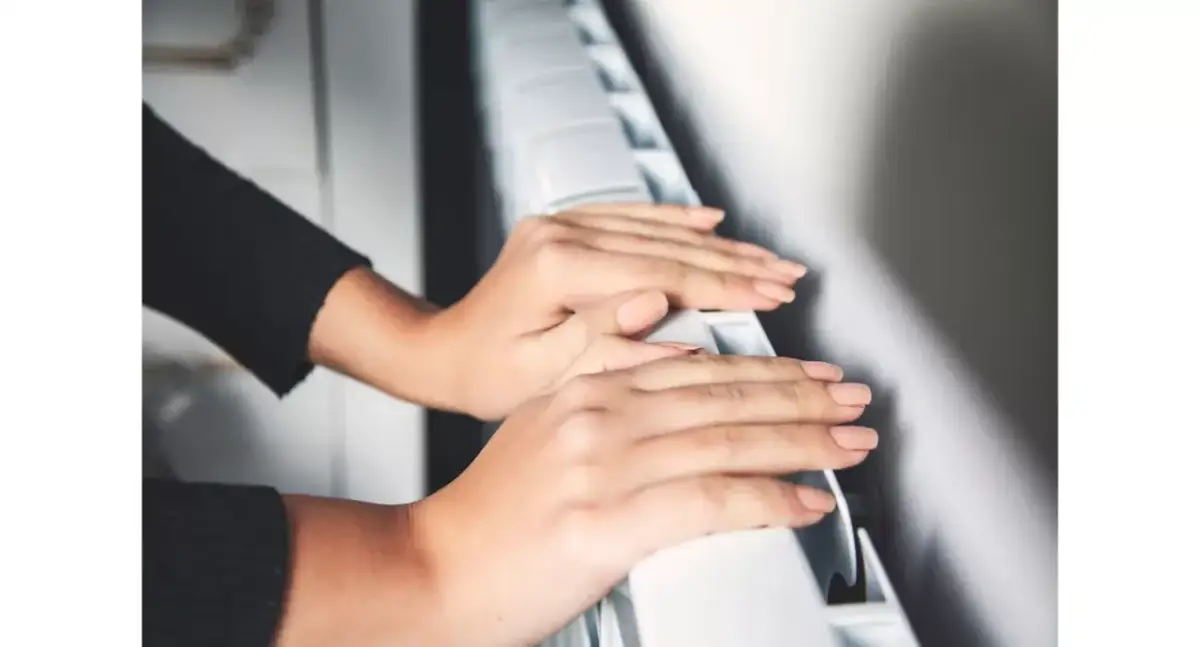 Piec indukcyjny - jakie jest rzeczywiste zużycie prądu w domu?